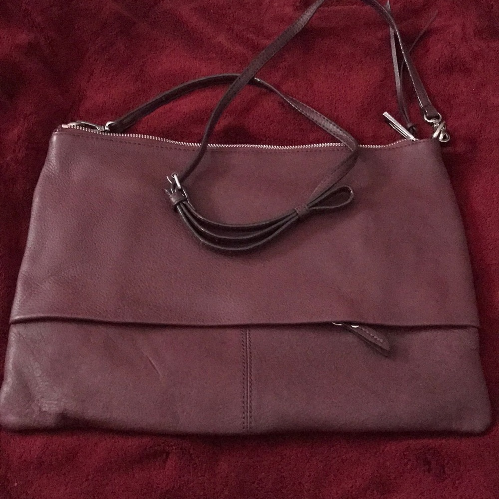 Excellent condition used few times Sanctuary purse